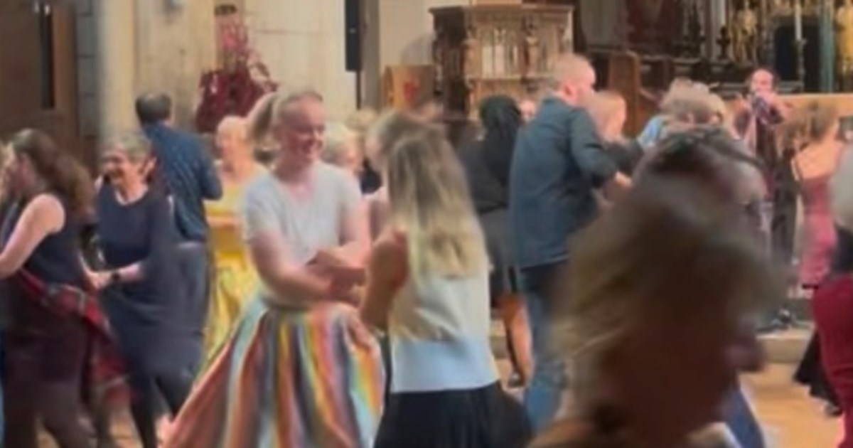 (09.10) Ceilidh in the Cathedral